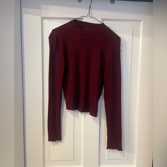 U2B Chic Burgundy Long Sleeve Shirt - Picture 1 of 5